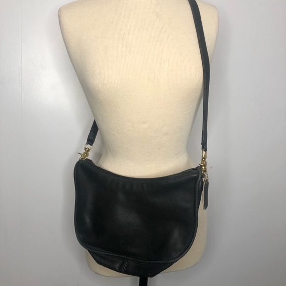 Coach Handbags - Vintage Coach Leather Crossbody